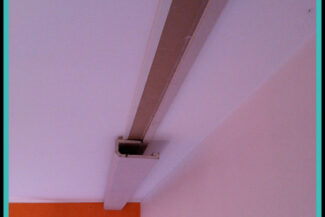 Lichvoute selber bauen: Schritt 2 - Lichtvoute an der Schattenfuge anbringen.